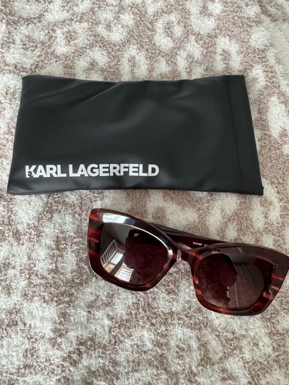 SALE Karl Lagerfeld Burgundy Oversized Women’s Sunglasses - Picture 3 of 7